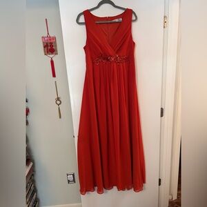 Ever Pretty Chiffon Orange formal gown with appliqué, size 14